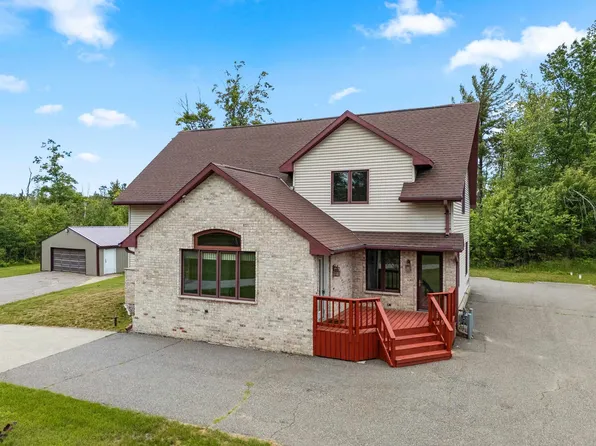 16960 Markusen Ln, Mountain, WI 54149