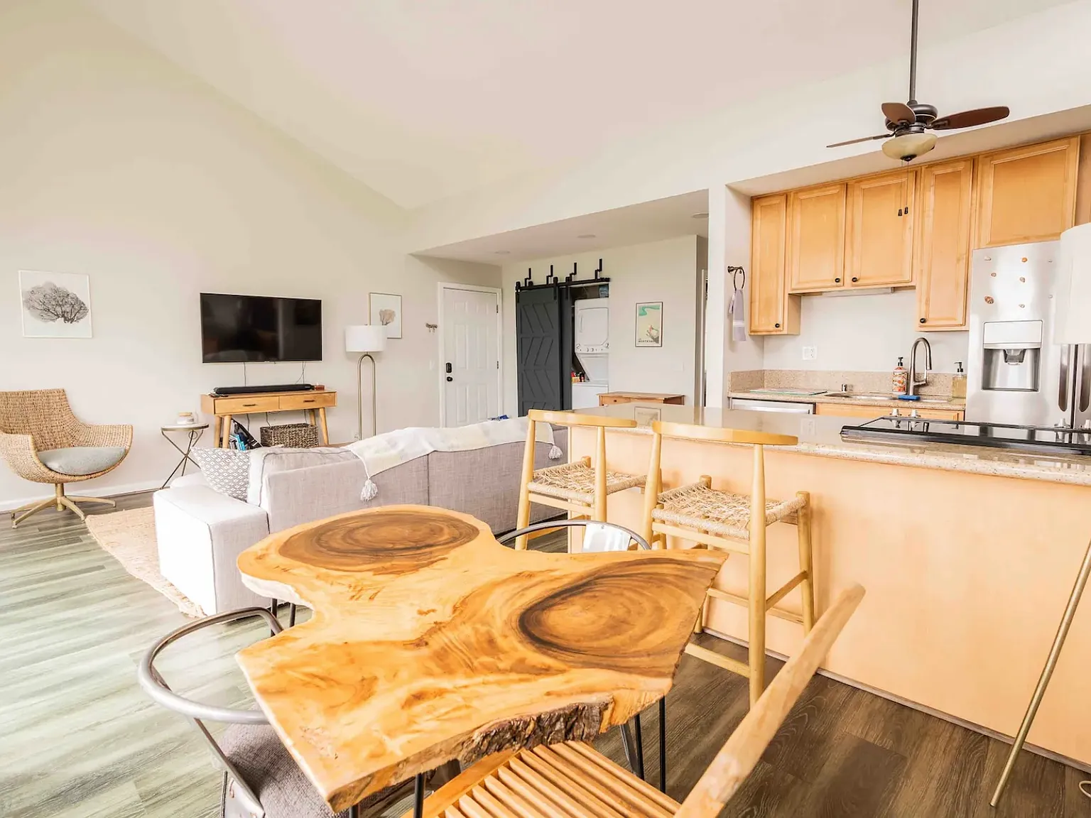 84-575 Kili Dr — Photo 4