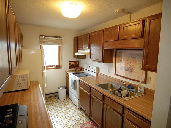 2nd image of 1007 W Depue Ave APT 101