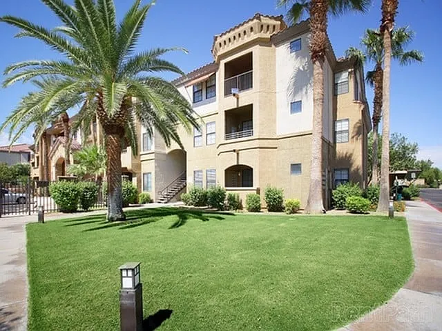 5302 E Van Buren St — Photo 18