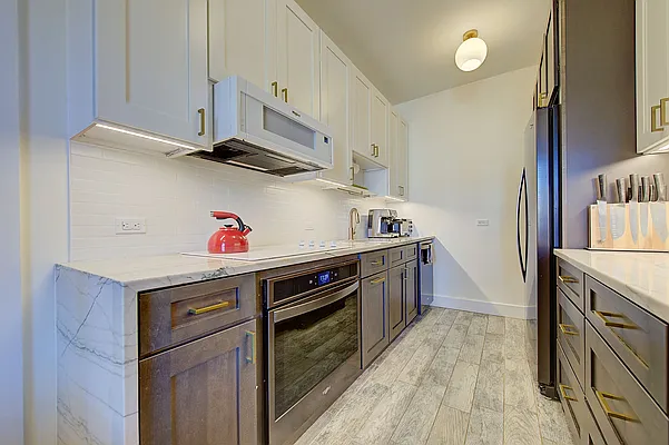 Sold by Akam Sales and Brokerage | media 11