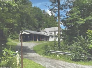 34 North Road, Clemons, NY 12819