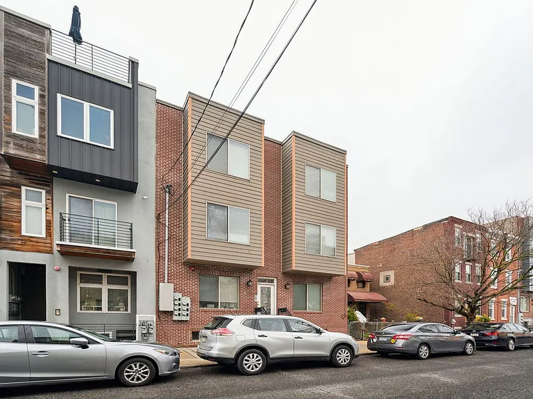 1633 Carpenter St — Photo 30