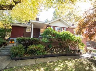 219 Castlegate Rd, Pittsburgh, PA 15221