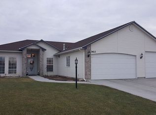 3613 E Rolling Green Pl, Nampa, ID 83687