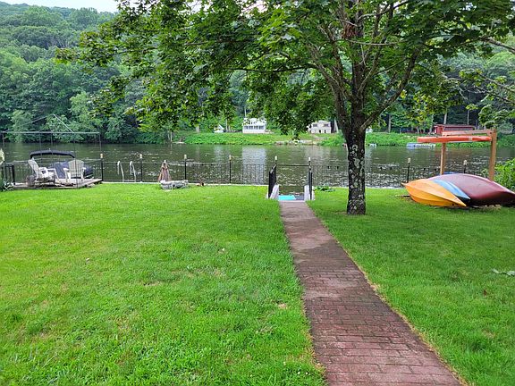 4th image of 473 Roosevelt Dr
