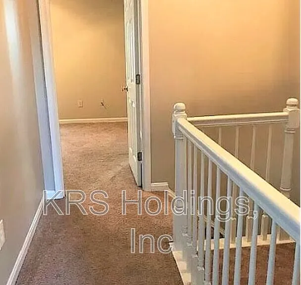 604 Backridge Ct — Photo 8