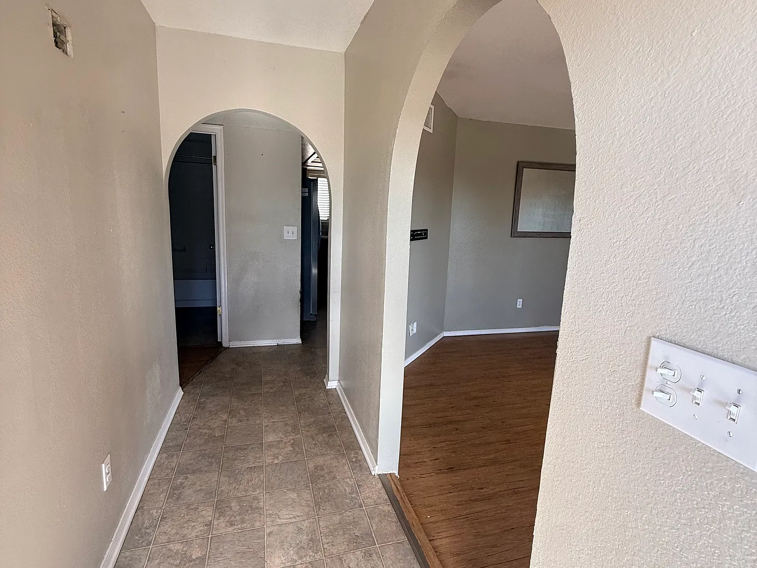 3 bed, 1495 sqft, $1,950 — Photo 2
