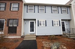 1st image of 923 Fox Hollow Dr