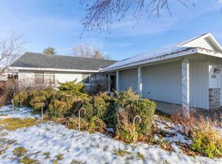 5200 Crane Dr, West Richland, WA