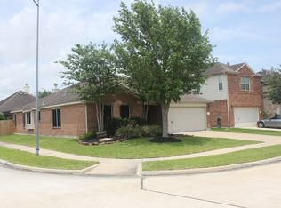 2201 Piney Wood Dr, Deer Park, TX 77536