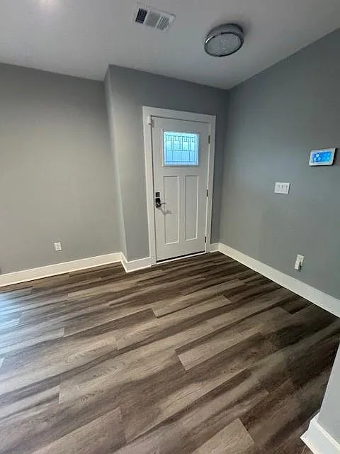 3 bed, 1500 sqft, $2,500 — Photo 3