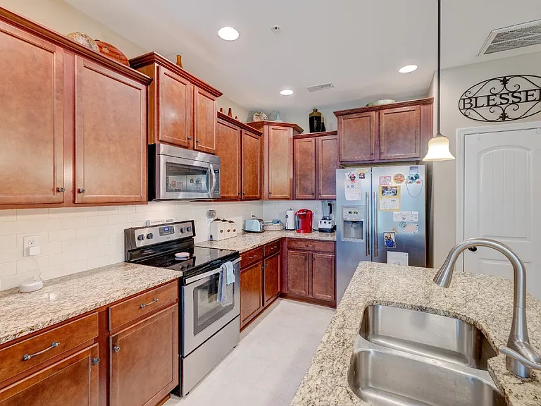 206 Bixby Private Ln — Photo 15