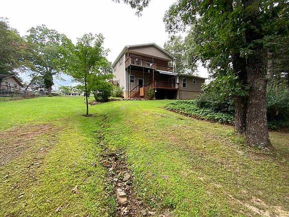 5th image of 29 Harbor Hill Rd