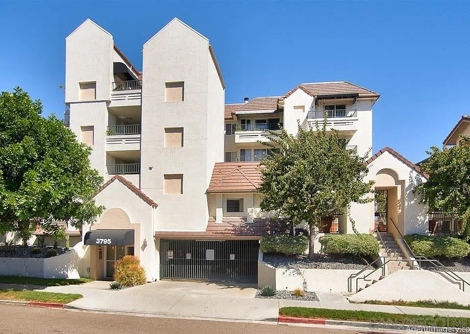 3795 Georgia St #201