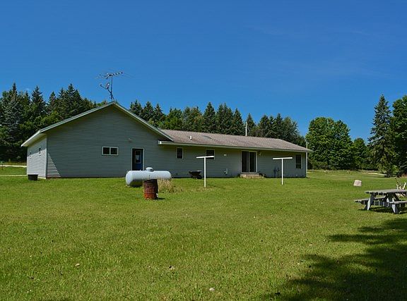 5th image of 2554 County Road U