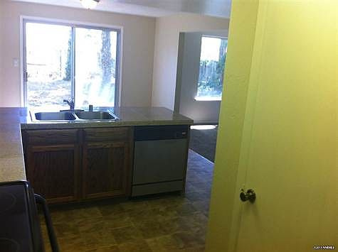 3rd image of 1301 Coachman Dr