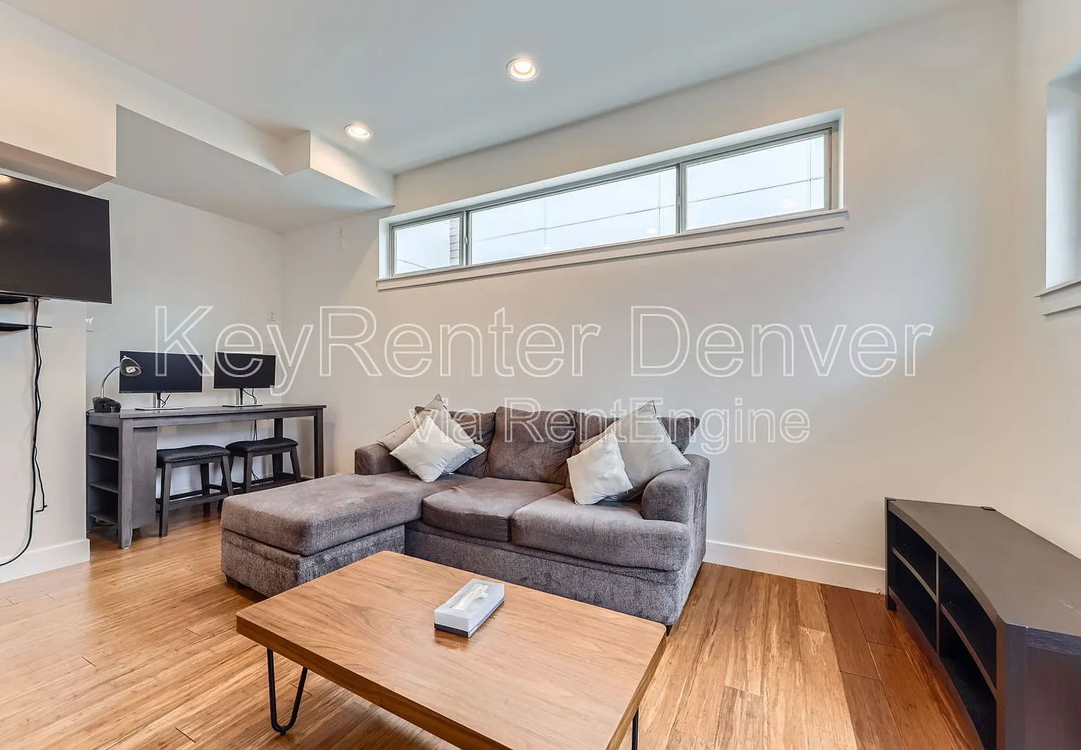 2 bed, 2.5 bath, 1215 sqft, $3,000 — Photo 3