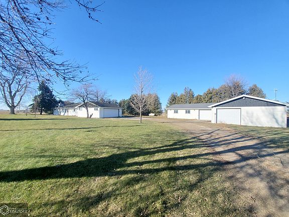 3rd image of 1423 200th St