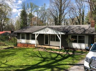 72 Rathfarnham Rd, Asheville, NC 28803