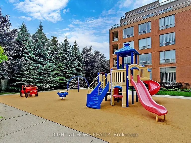29 Northern Heights Dr #401 — Photo 14