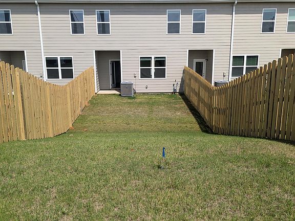 3rd image of 1114 Bramhall Drive