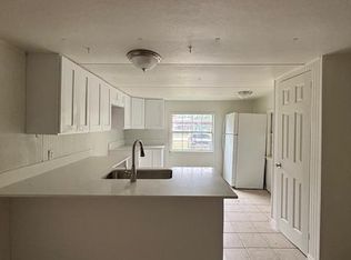 418 Cockatoo Rd, Granbury, TX 76049