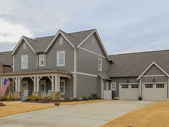 Flat lot & large rooms