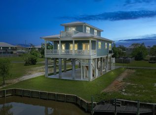 82 Good St, Bay St Louis, MS 39520