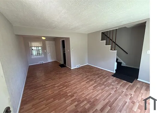 16879 Evergreen Rd — Photo 4