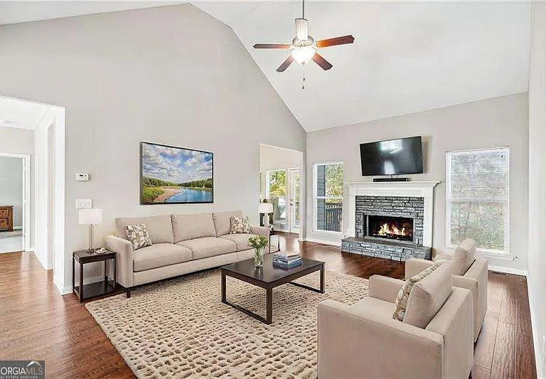 511 Sable Trace Way — Photo 2