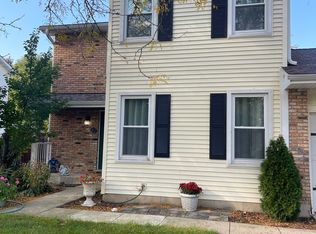 547 Grimes Ave, Naperville, IL 60565