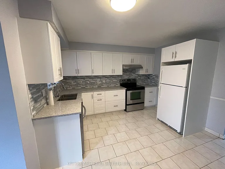 594 Bunting Rd — Photo 2
