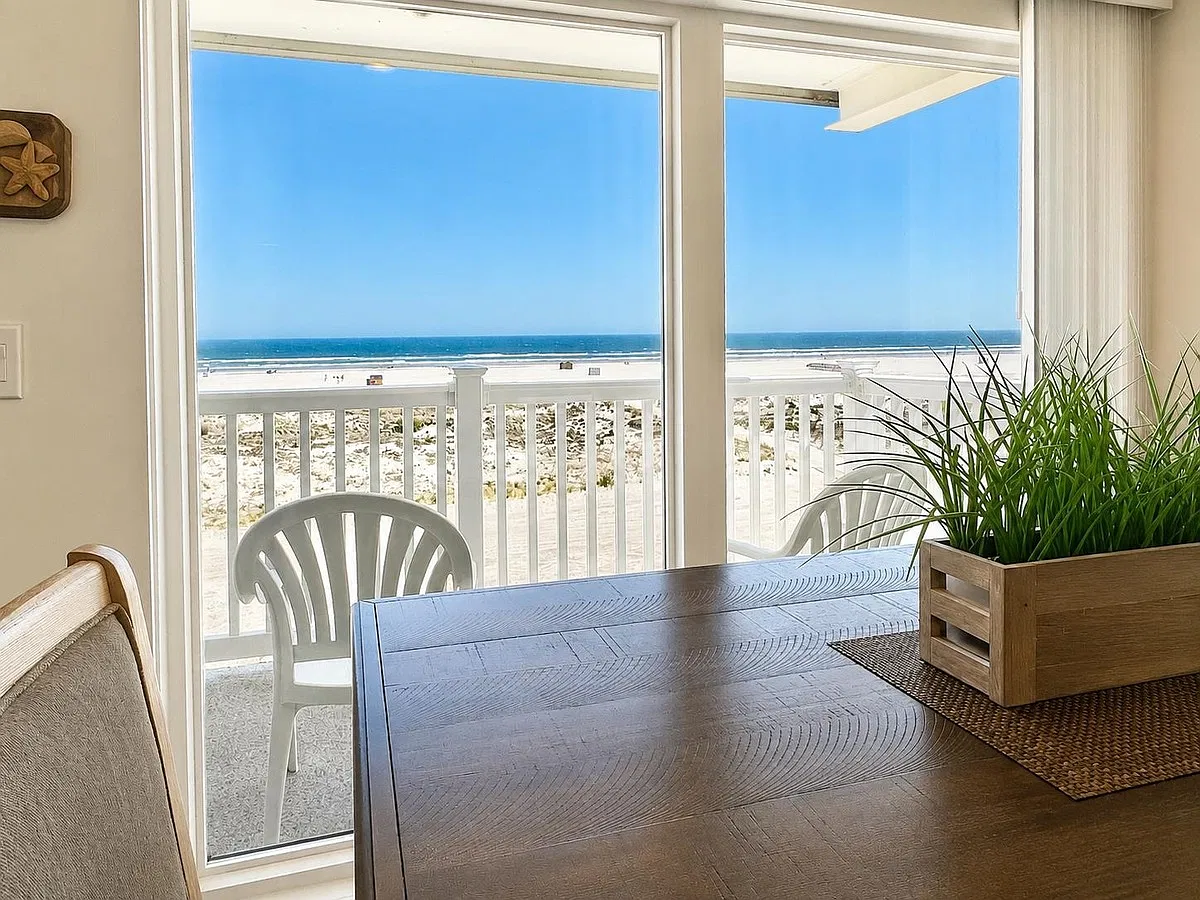 1 bed, 560 sqft, $1,700 — Photo 3