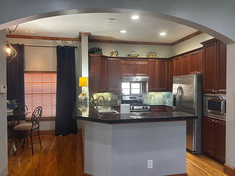 1008 Pavillion St — Photo 11