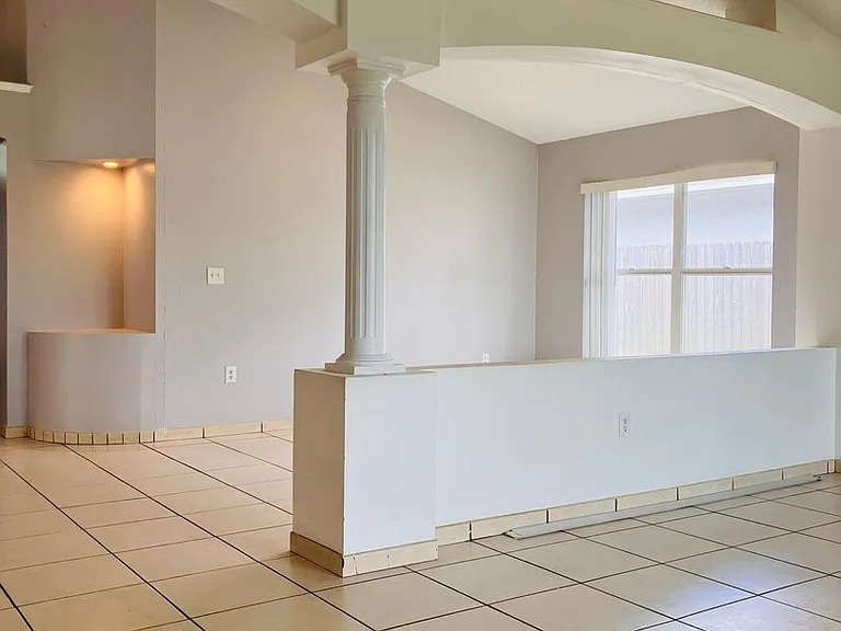 12804 Gettysburg Cir — Photo 5