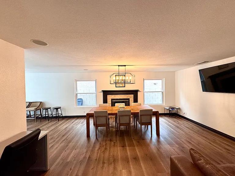 2056 Pinion Springs Dr — Photo 9