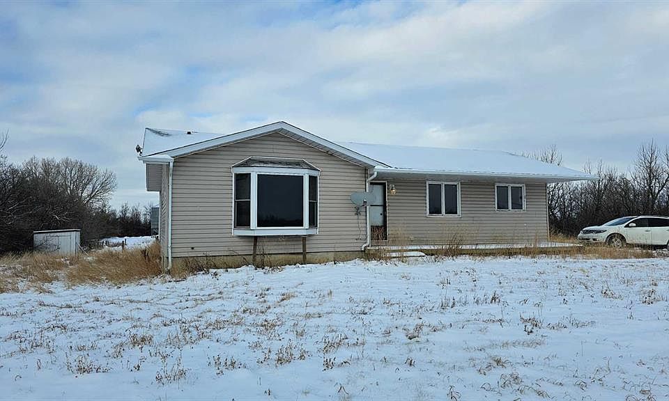1st image of 38505 Range Road 92 Rural Paintearth #18