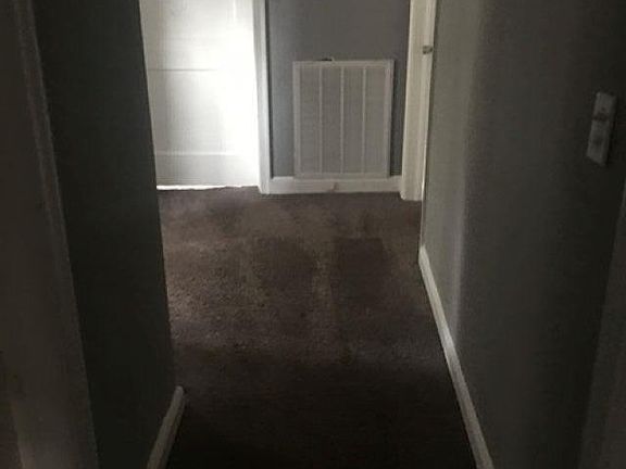 4th image of 5100 N Main St