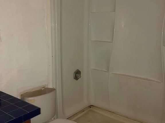 4th image of 411 W Jaffa St