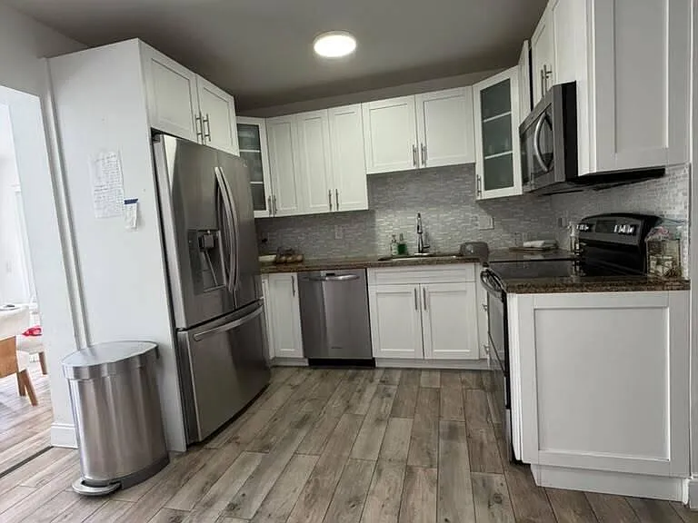 2635 Liberty St — Photo 4