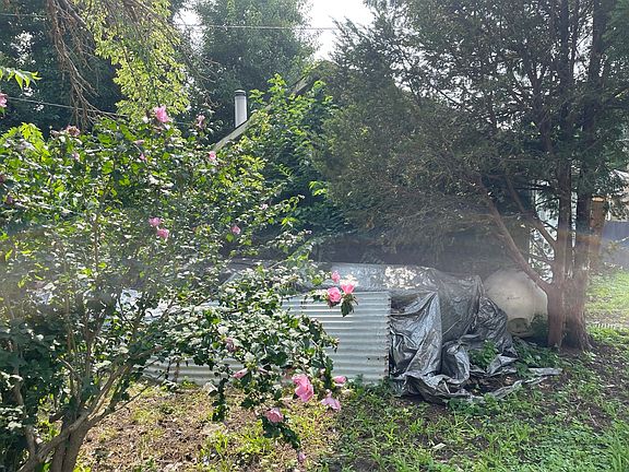 5th image of 11208 S Christiana Ave