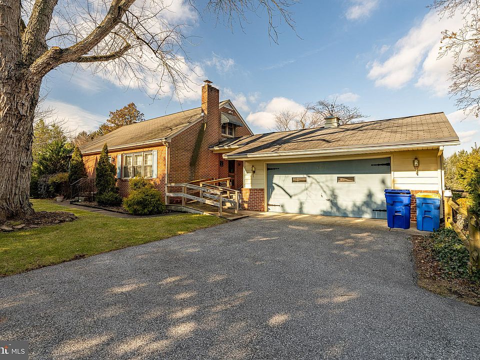 3277 E Berlin Rd, York, PA 17408 Zillow