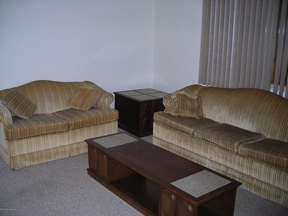 4th image of 6 Cedar St #B