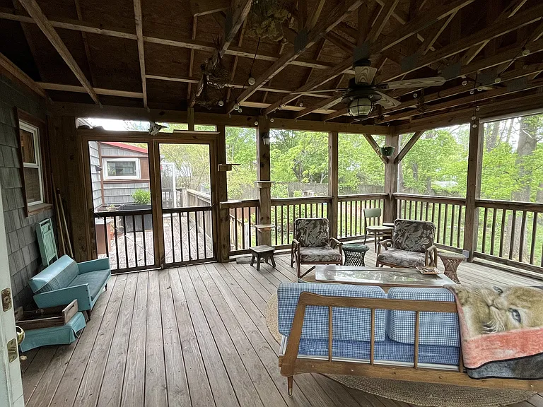 176 Sulphur Springs Rd — Photo 28