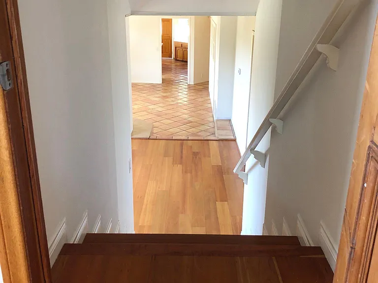 102 Santa Cruz Way — Photo 24