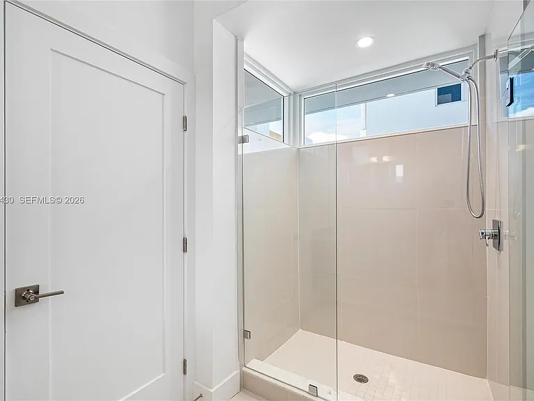 31 N Shore Dr #31 — Photo 36