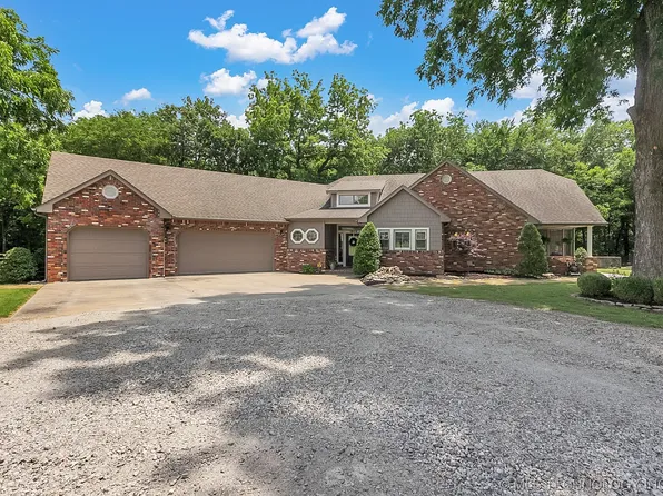 1808 W 166th St N, Skiatook, OK 74070