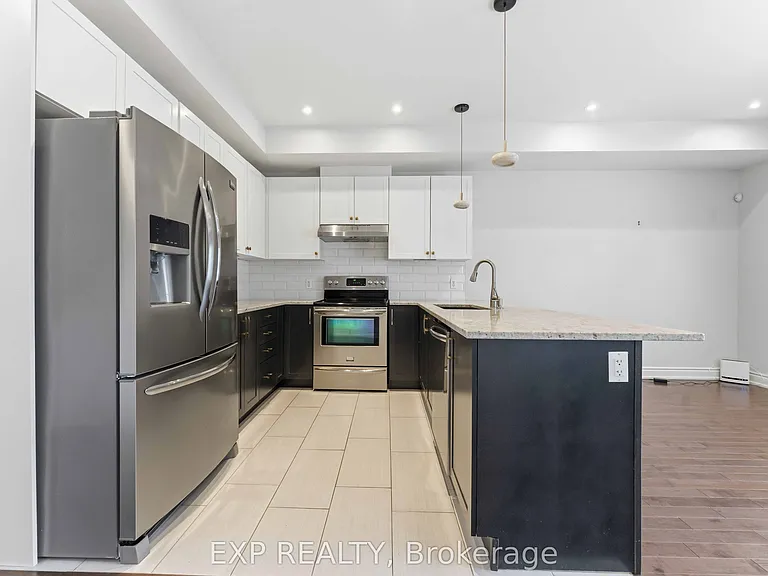 979 Admiral Ave — Photo 5