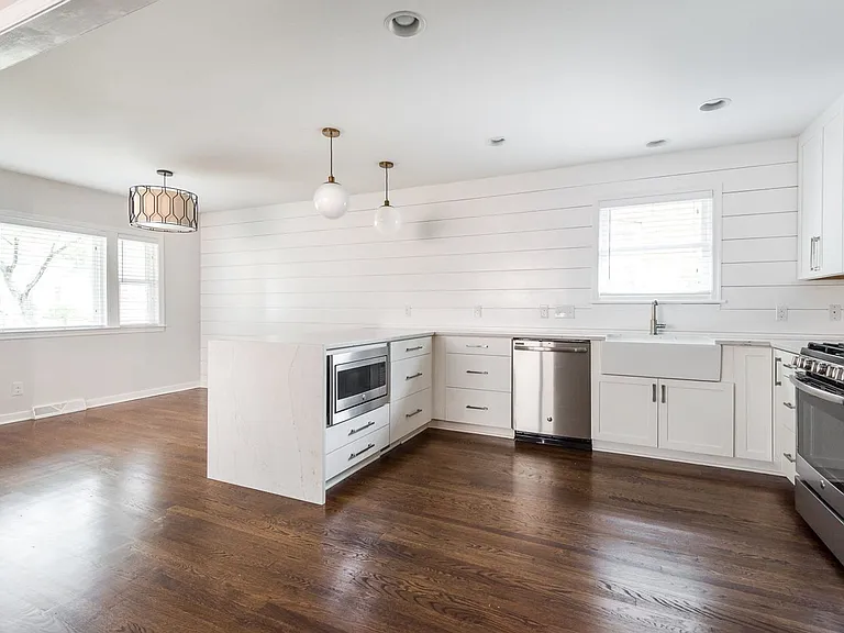 4808 Hanover Ave — Photo 9